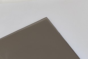 Монолитный поликарбонат Borrex толщина 2 мм, бронза серый